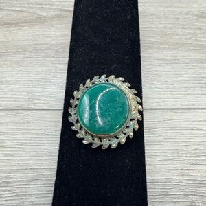 Elegant Silver Tone and Green Women's Brooch